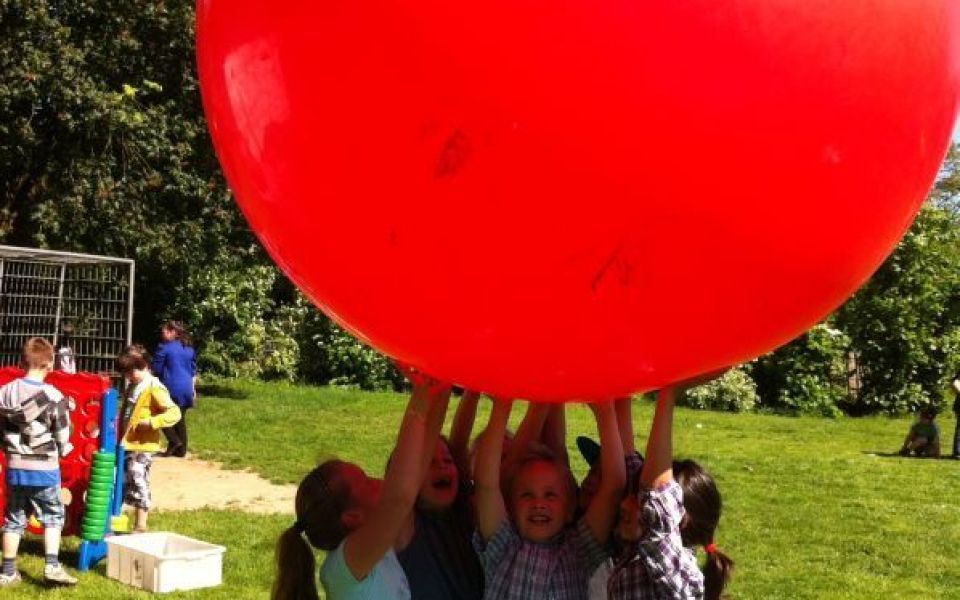 Foto: Spass mit dem Erdball